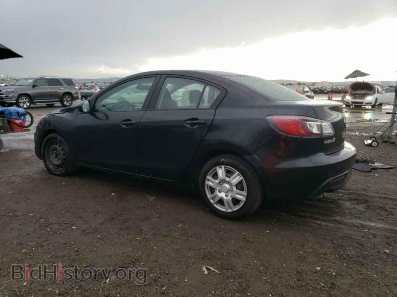 2011 Mazda 3 (VIN JM1BL1UG1B1490104) — фото 2 из 13