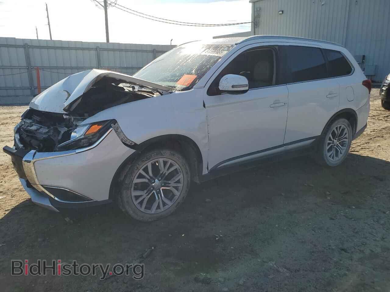 Фотография JA4AD3A37HZ010948 - MITSUBISHI OUTLANDER 2017