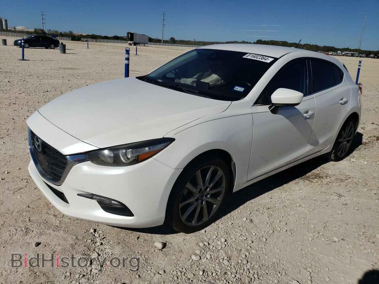 Фотография 3MZBN1L33JM200159 - MAZDA 3 2018