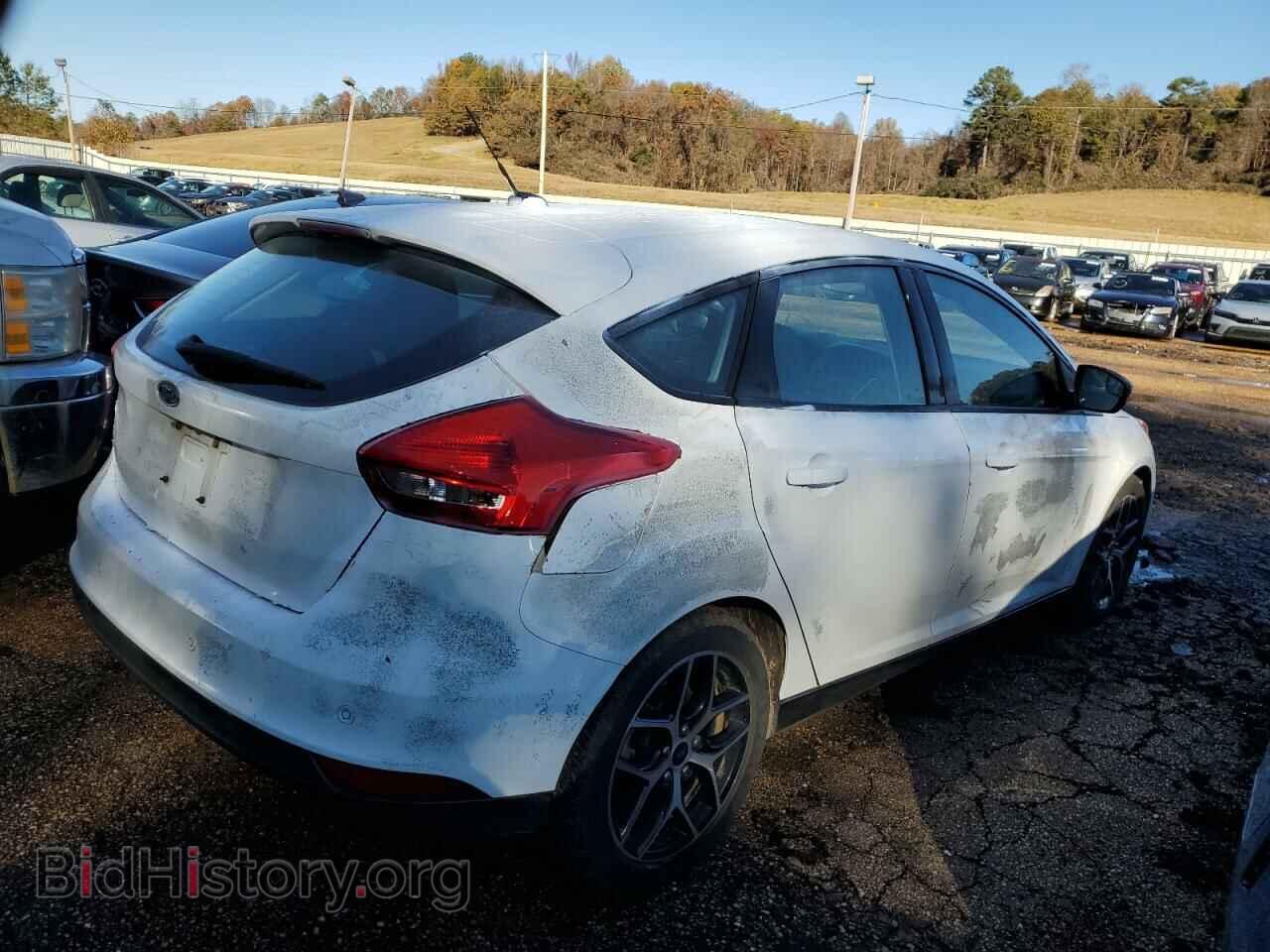 2018 FORD FOCUS - VIN: 1FADP3M22JL319318 - Фото 3