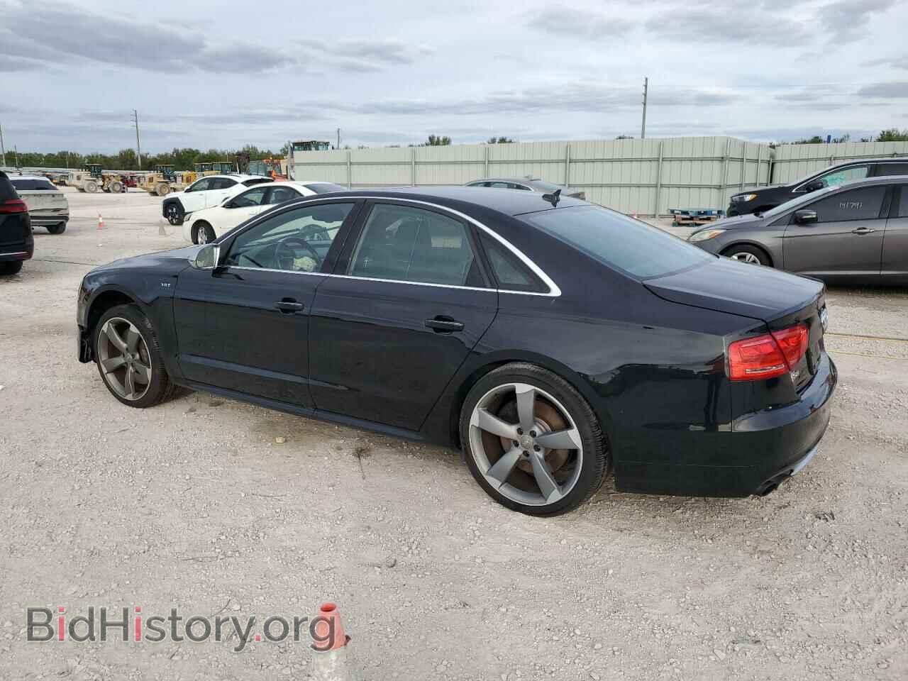 2013 AUDI S8 - VIN: WAUD2AFD6DN033246 - Photo 2