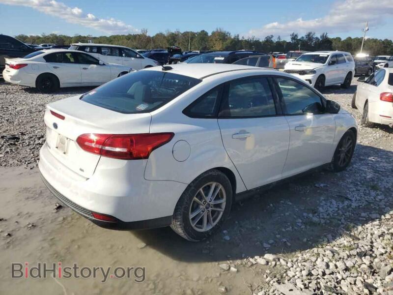 2017 Ford FOCUS (VIN 1FADP3F21HL259832) — фото 3 из 12