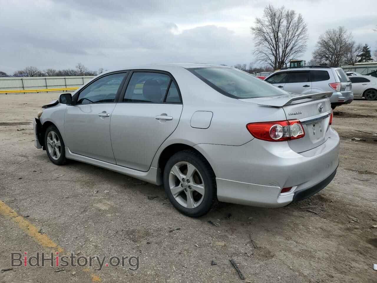 2011 TOYOTA COROLLA - VIN: 2T1BU4EE3BC706266 - Фото 2