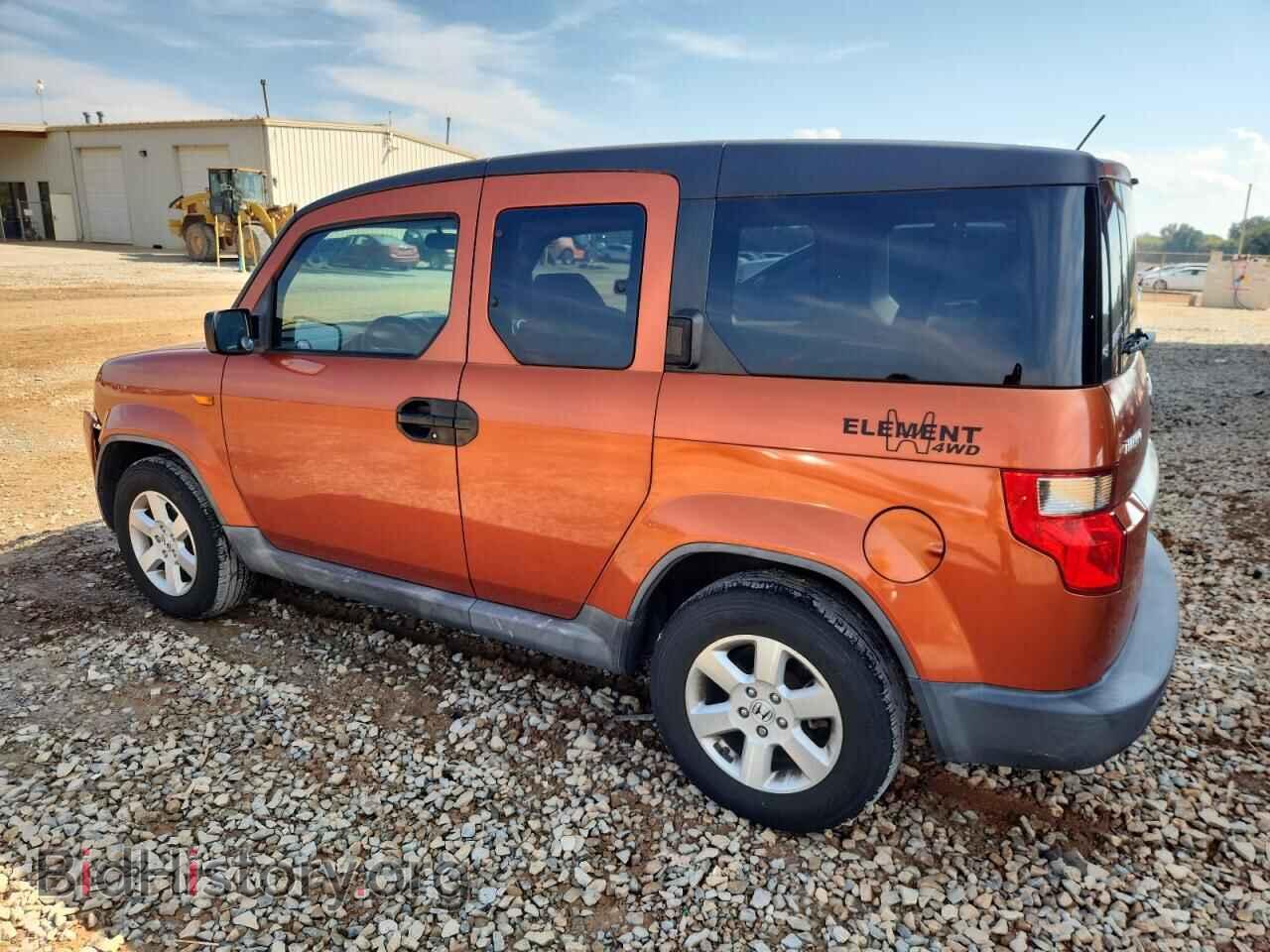 2011 HONDA ELEMENT - VIN: 5J6YH2H77BL004857 - Photo 2