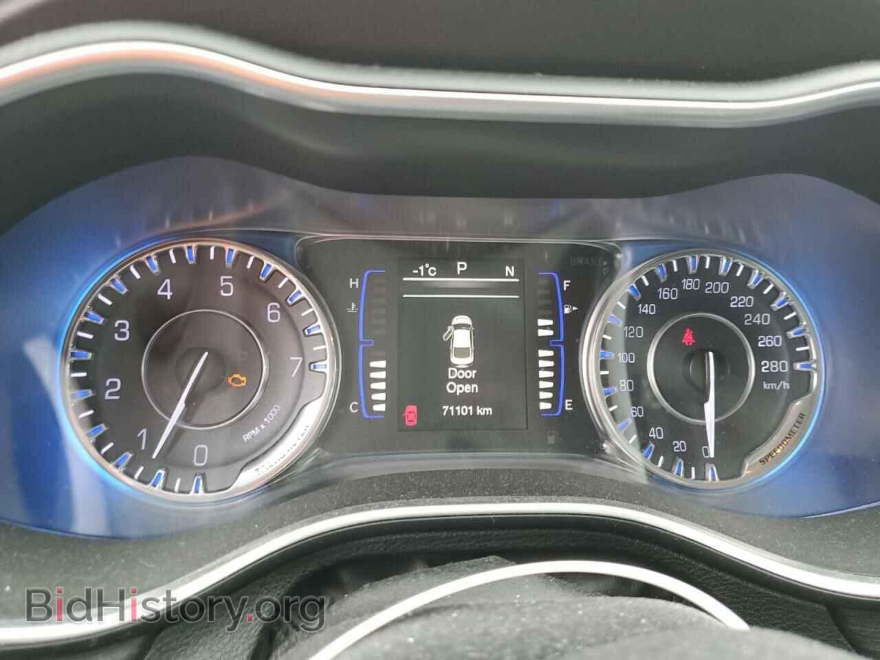 2016 CHRYSLER 200 - VIN: 1C3CCCAG3GN146685 - Фото 9