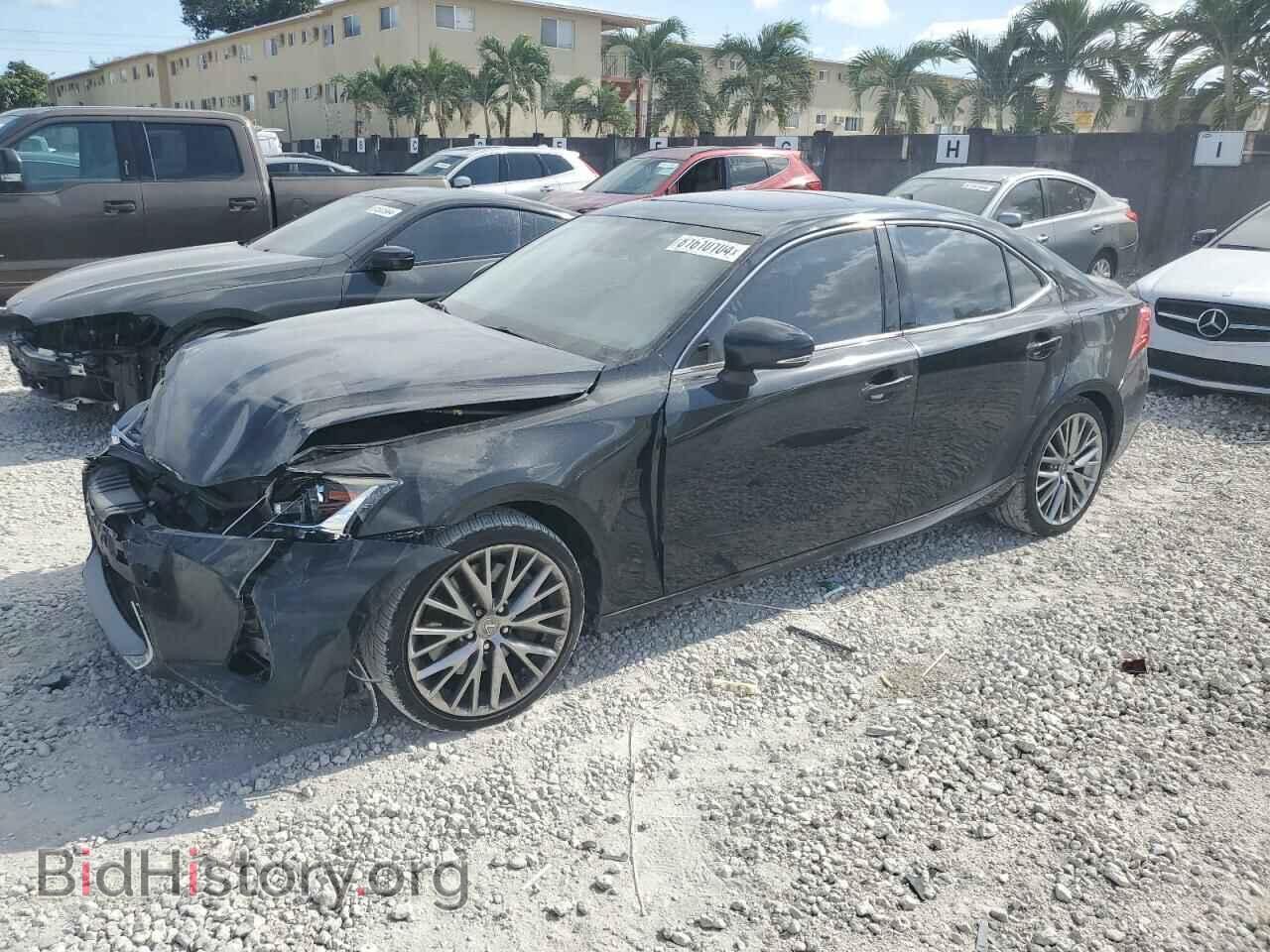 Photo JTHBA1D26H5050941 - LEXUS IS 2017