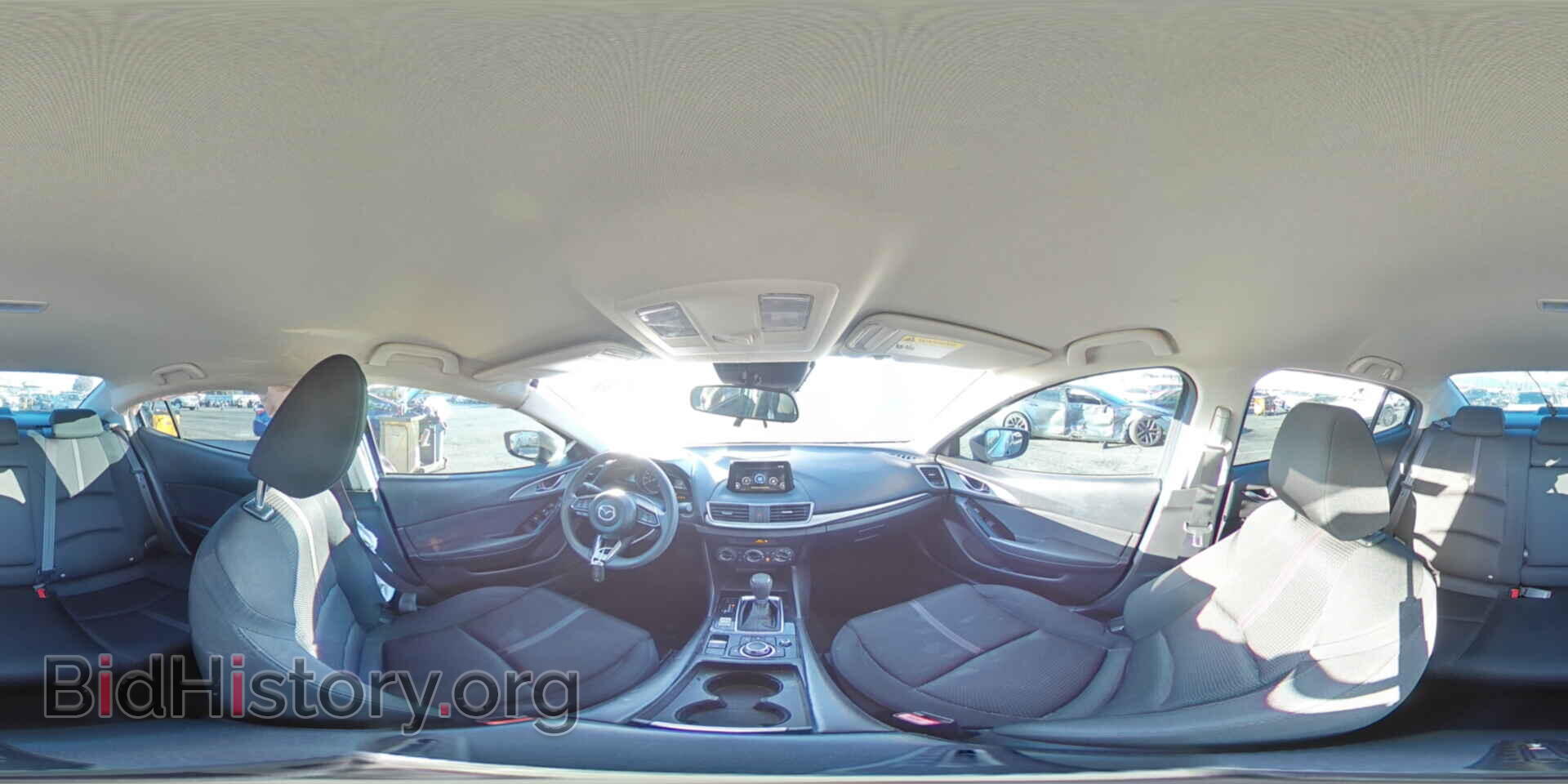 2018 MAZDA 3 - VIN: 3MZBN1U76JM201467 - Фото 12