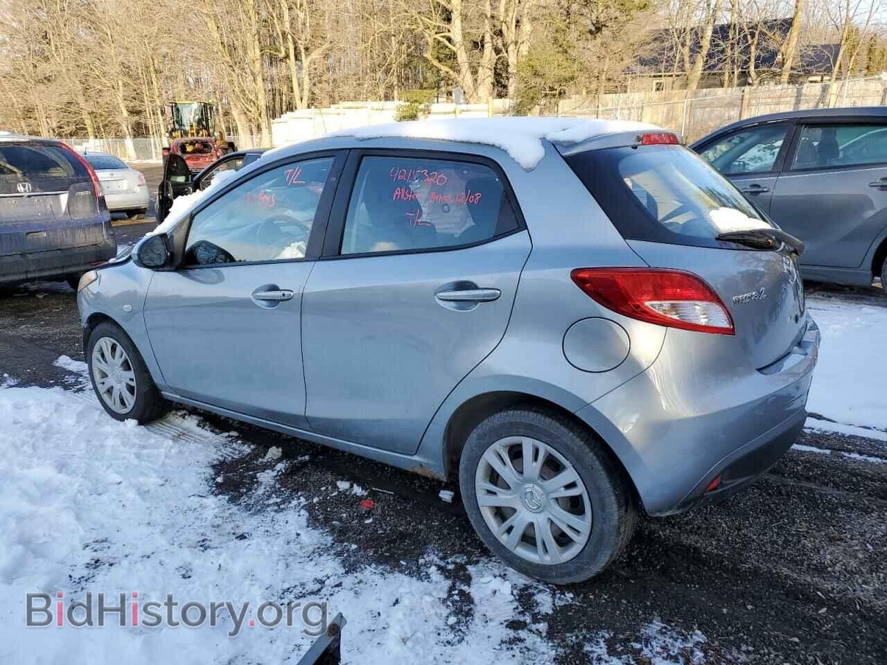 2013 MAZDA 2 - VIN: JM1DE1KY3D0156843 - Фото 2