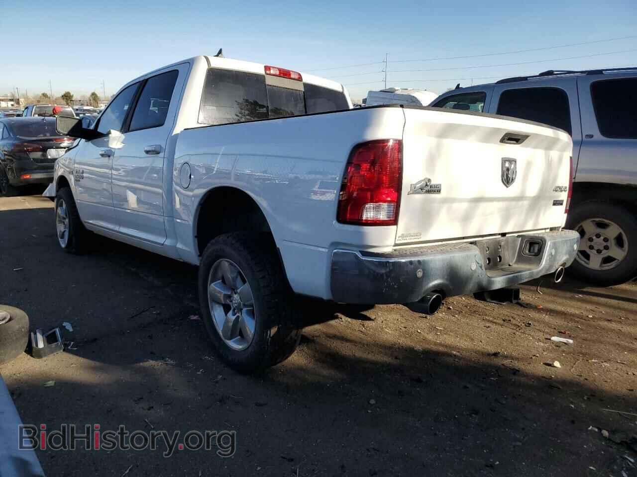 2019 RAM 1500 - VIN: 1C6RR7LT1KS534179 - Фото 2