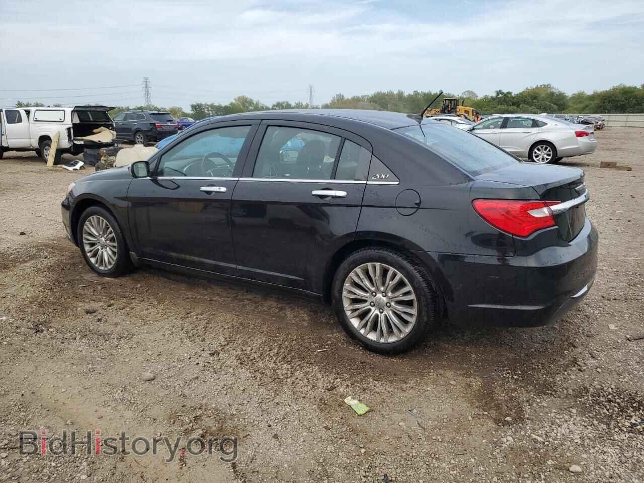 2012 CHRYSLER 200 - VIN: 1C3CCBCB7CN307562 - Фото 2