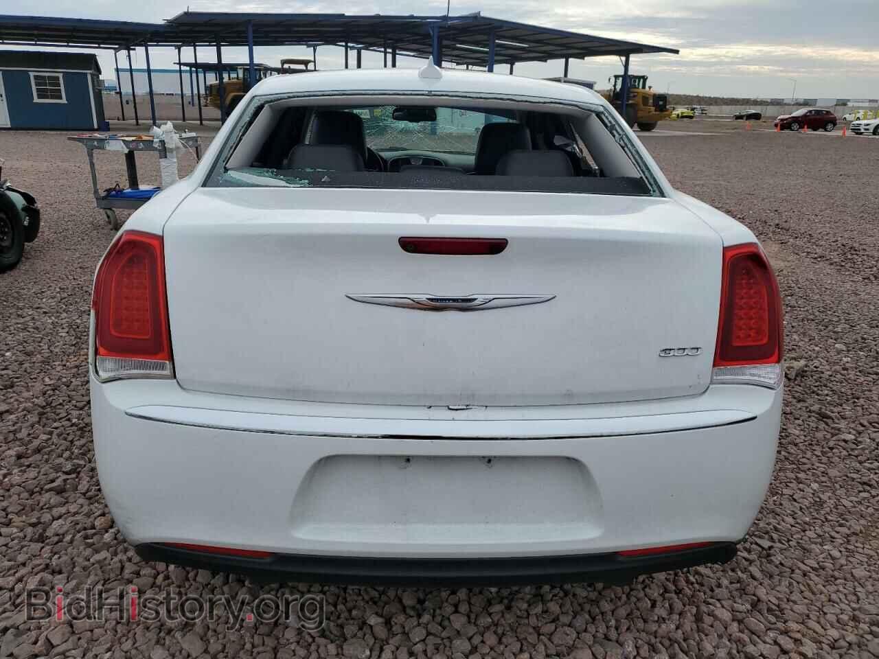 2015 CHRYSLER 300 - VIN: 2C3CCAAG4FH930742 - Фото 6