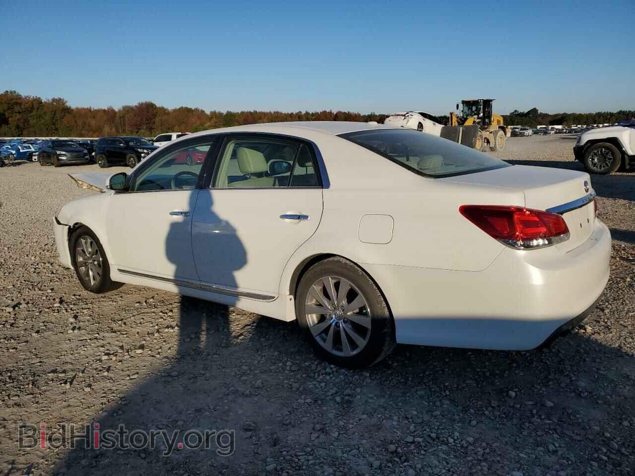 2011 TOYOTA AVALON - VIN: 4T1BK3DB0BU439738 - Фото 2