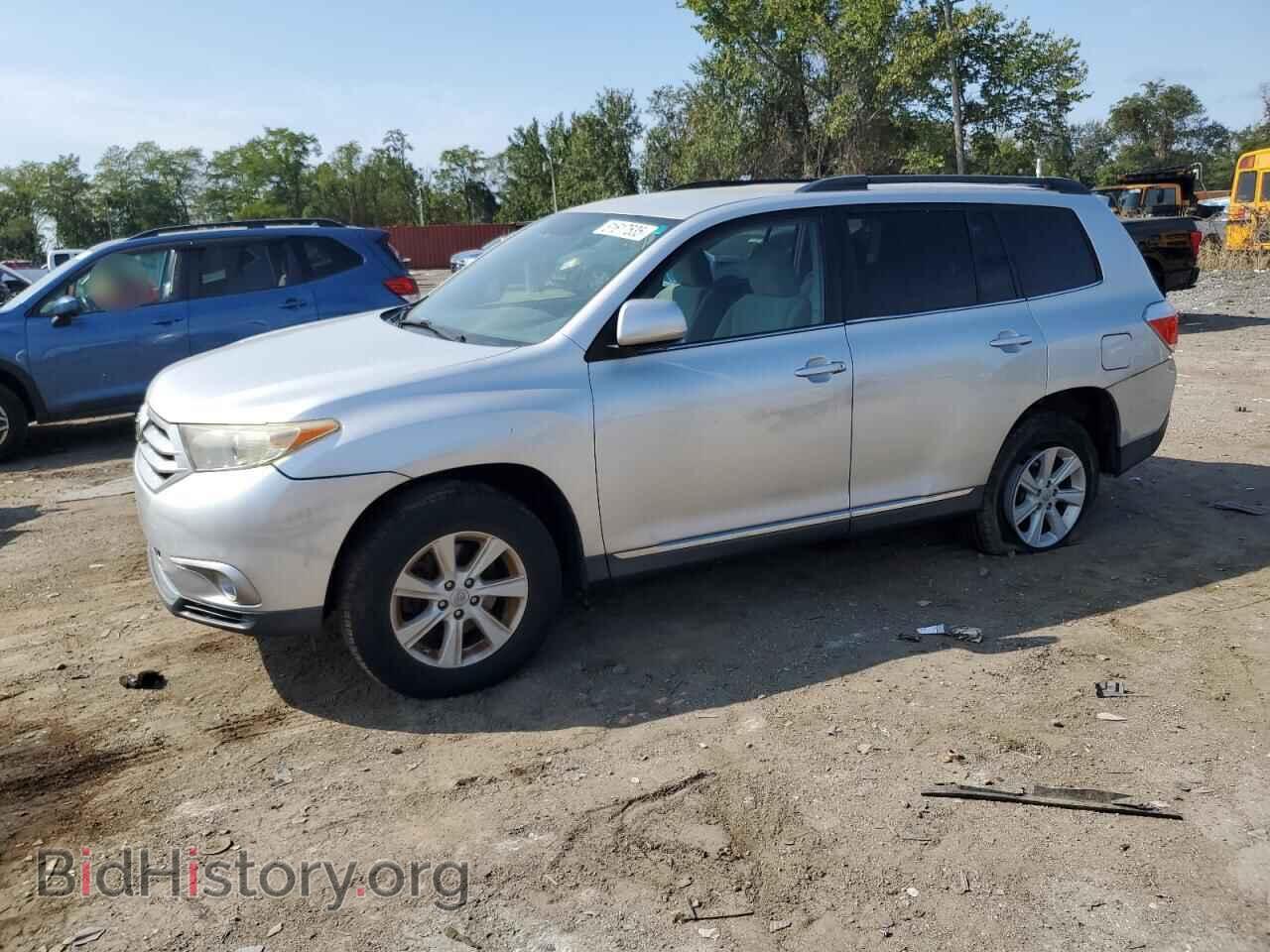 Фотография 5TDBK3EH8DS266372 - TOYOTA HIGHLANDER 2013