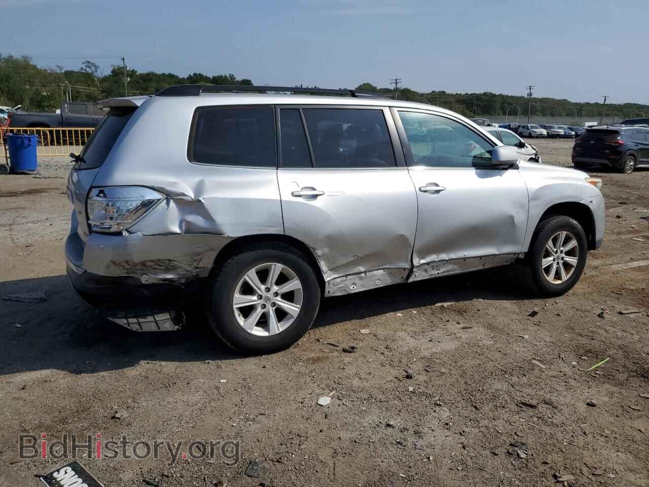 2013 TOYOTA HIGHLANDER - VIN: 5TDBK3EH8DS266372 - Фото 3