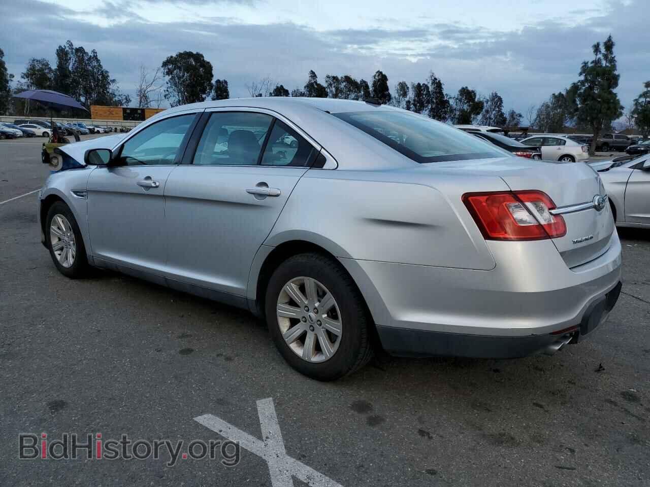 2011 FORD TAURUS - VIN: 1FAHP2DW7BG153466 - Photo 2