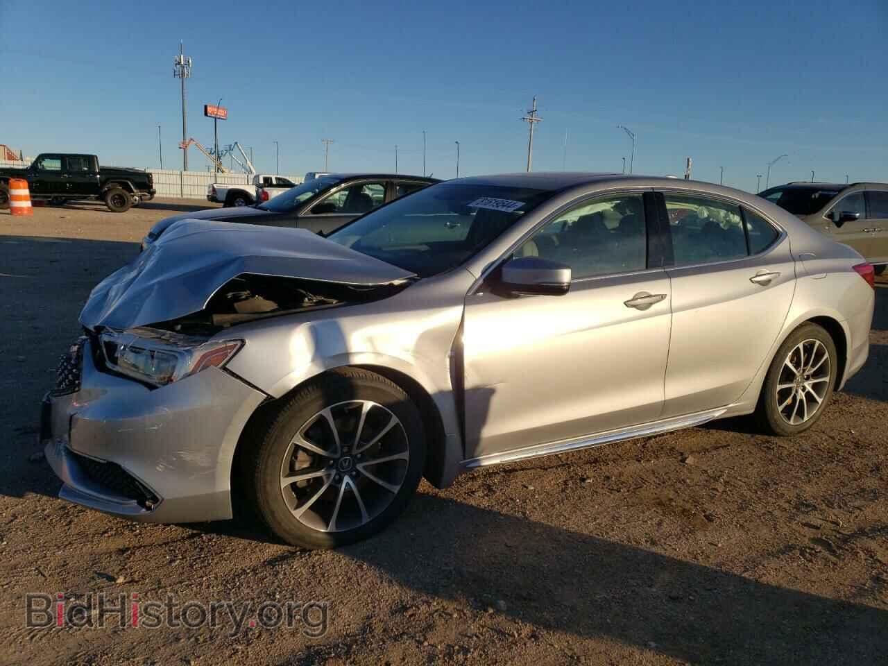 Фотография 19UUB3F58JA005444 - ACURA TLX 2018