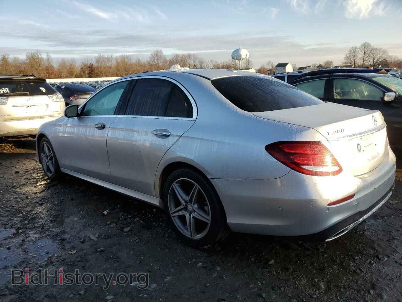 2017 MERCEDES-BENZ E-CLASS - VIN: WDDZF4KB8HA185258 - Фото 2