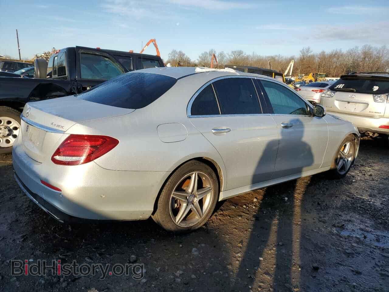 2017 MERCEDES-BENZ E-CLASS - VIN: WDDZF4KB8HA185258 - Фото 3