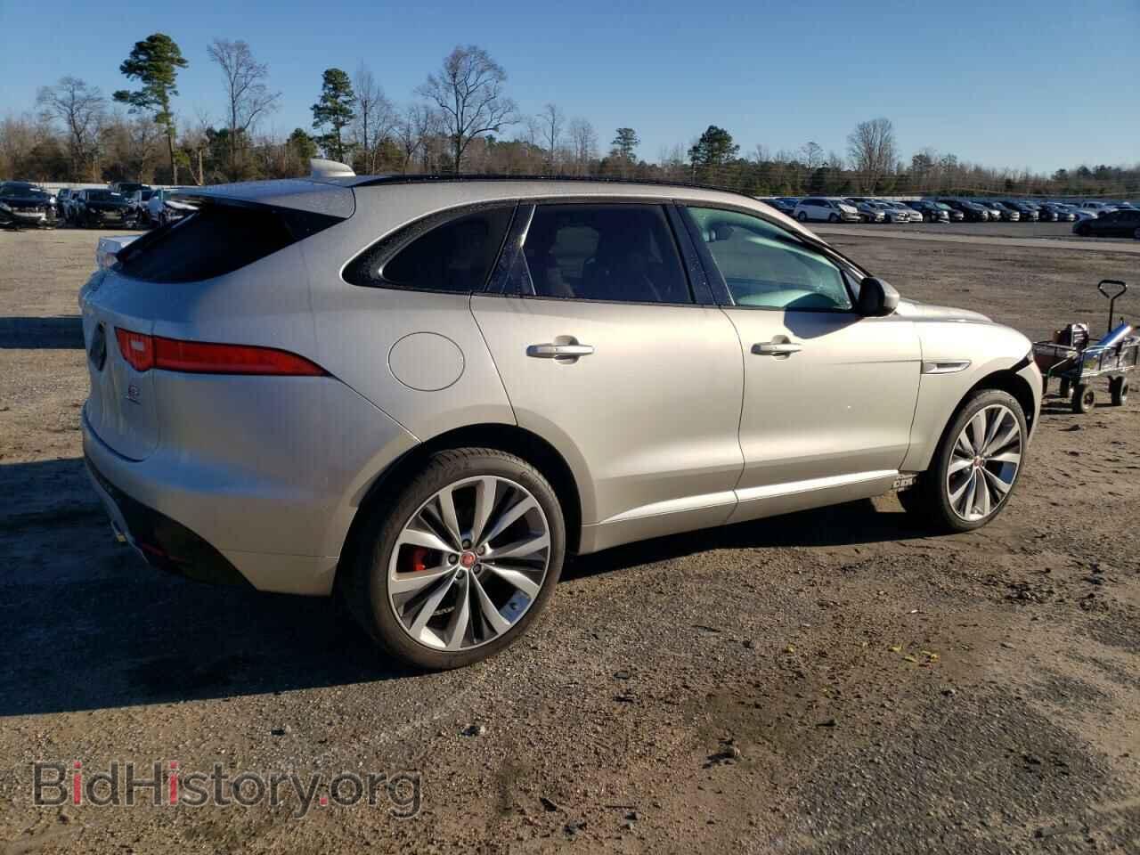 2017 JAGUAR F-PACE - VIN: SADCM2BV4HA068432 - Фото 3