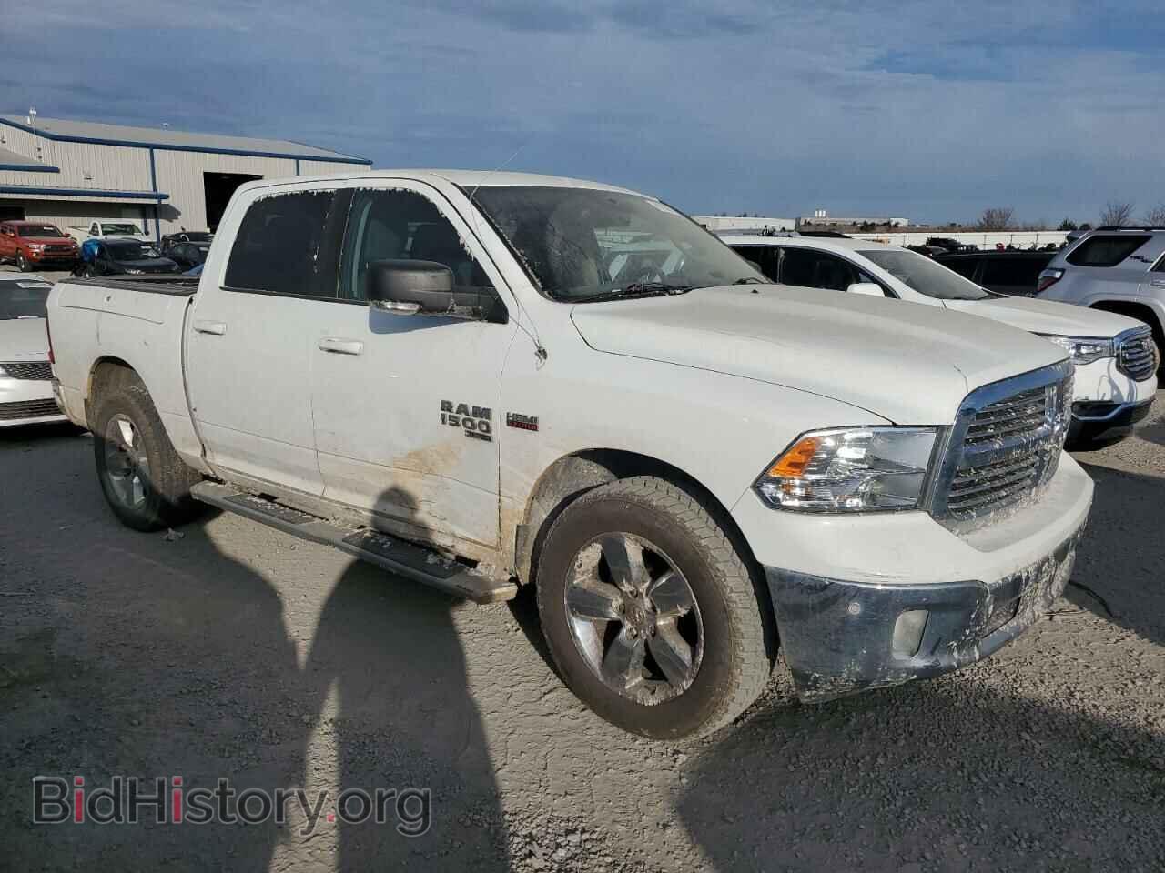 2019 RAM 1500 - VIN: 1C6RR7LT4KS526755 - Фото 4