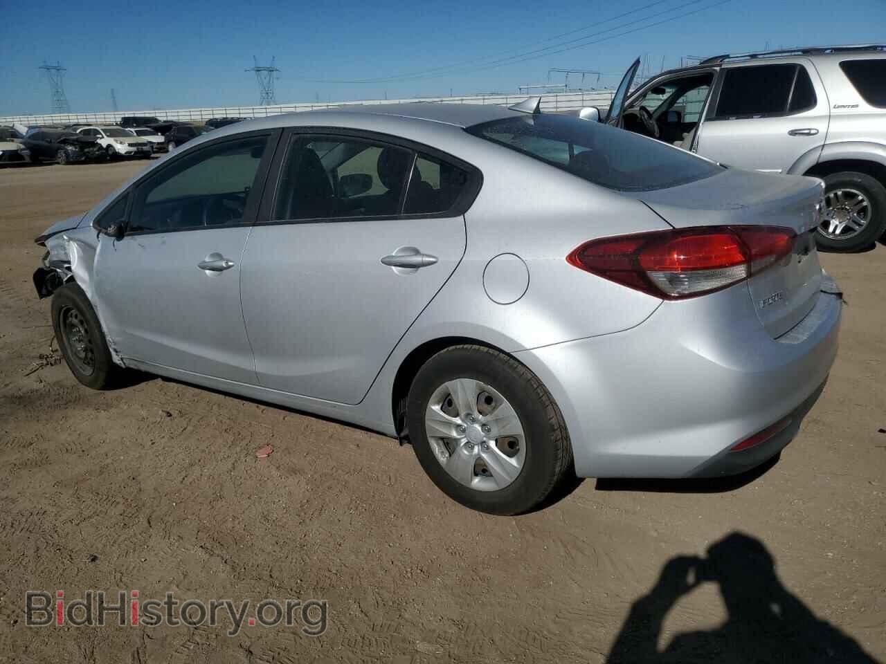 2017 KIA FORTE - VIN: 3KPFK4A79HE130224 - Фото 2