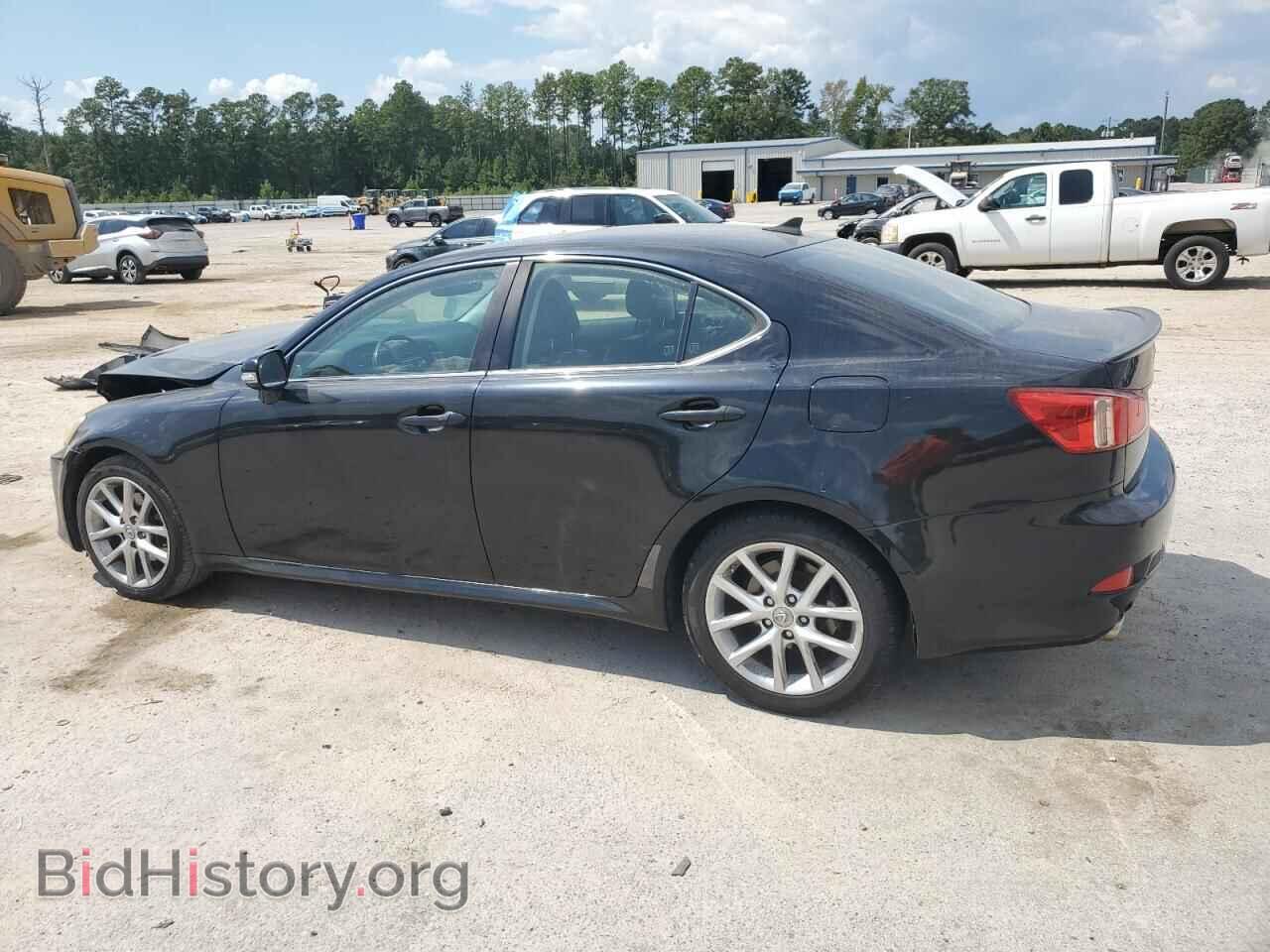 2011 LEXUS IS - VIN: JTHBF5C23B5140209 - Photo 2