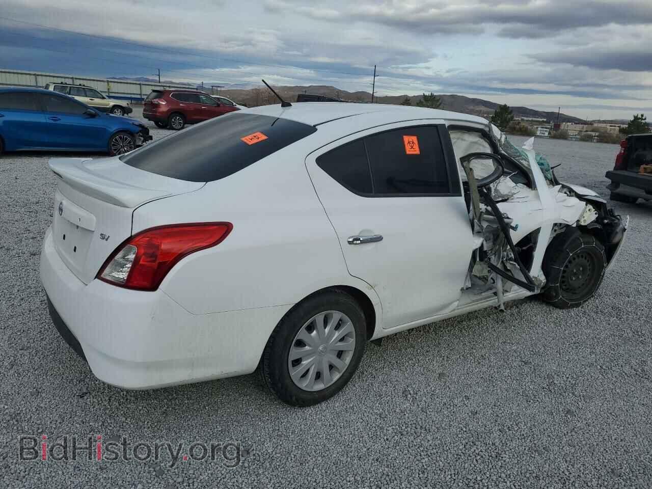 2017 NISSAN VERSA - VIN: 3N1CN7AP3HL840021 - Photo 3