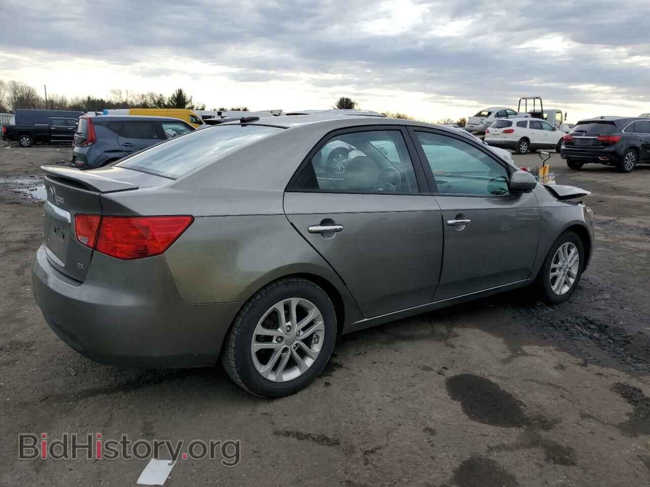 2011 KIA FORTE - VIN: KNAFU4A24B5371963 - Фото 3