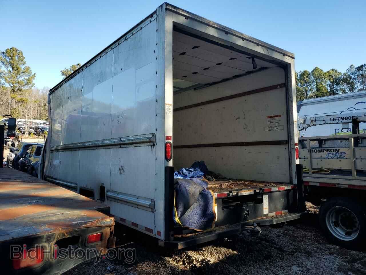 2018 FORD ALL Models - VIN: 1FDWE3FS4JDC39028 - Фото 2