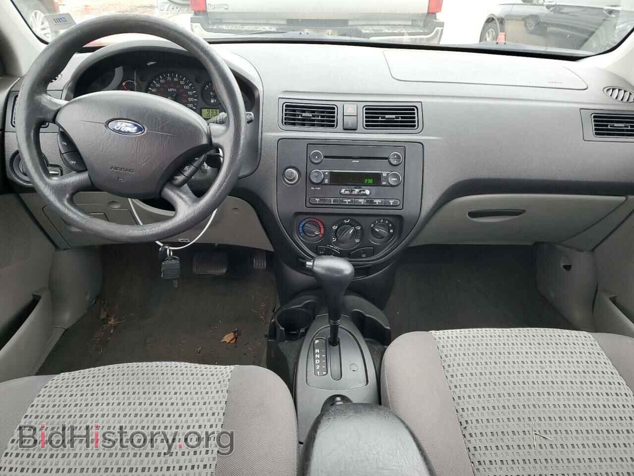 2006 FORD FOCUS - VIN: 1FAFP34N76W159705 - Фото 8