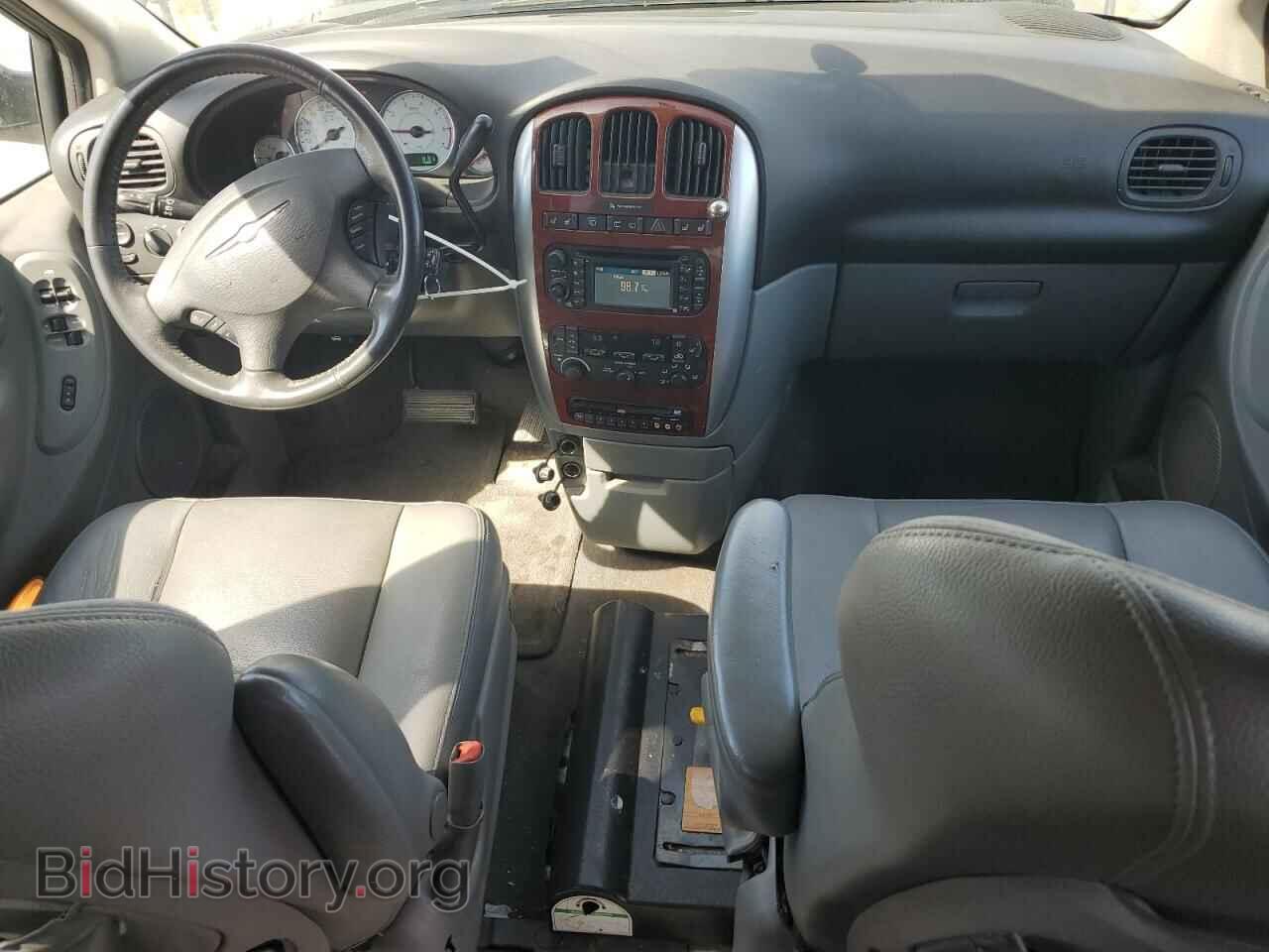2006 CHRYSLER MINIVAN - VIN: 2A8GP64L16R627346 - Фото 8