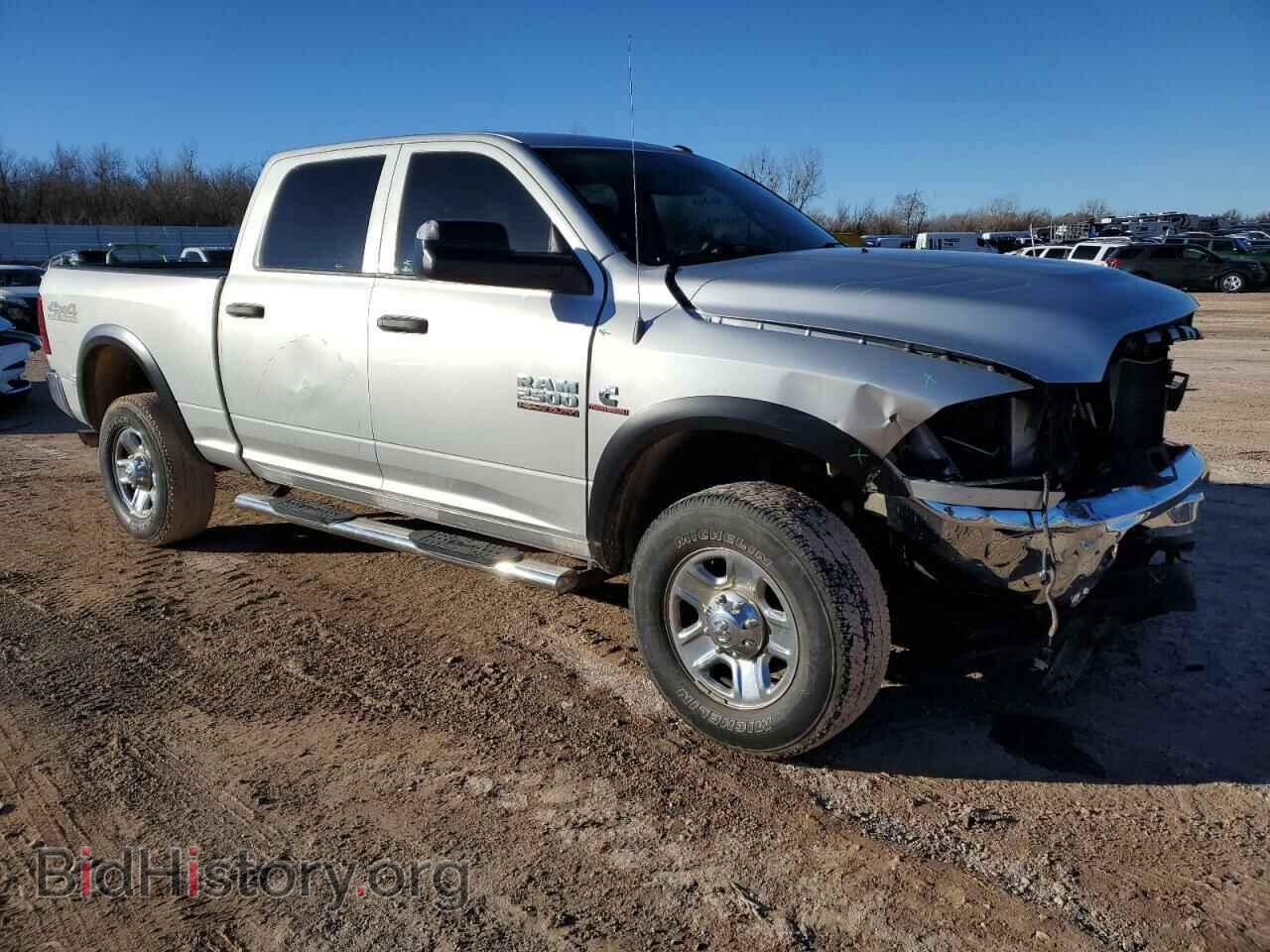 2018 RAM All Models - VIN: 3C6UR5CL1JG160063 - Фото 4