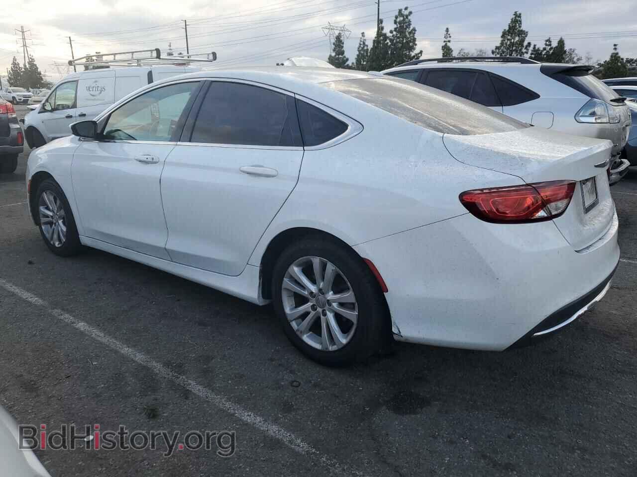 2016 CHRYSLER 200 - VIN: 1C3CCCAB5GN111098 - Фото 2