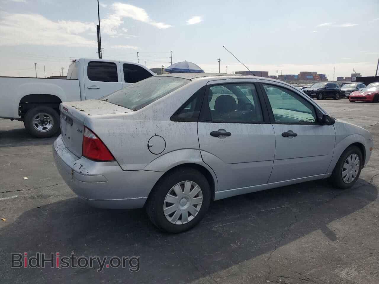 2006 FORD FOCUS - VIN: 1FAFP34N46W190636 - Фото 3