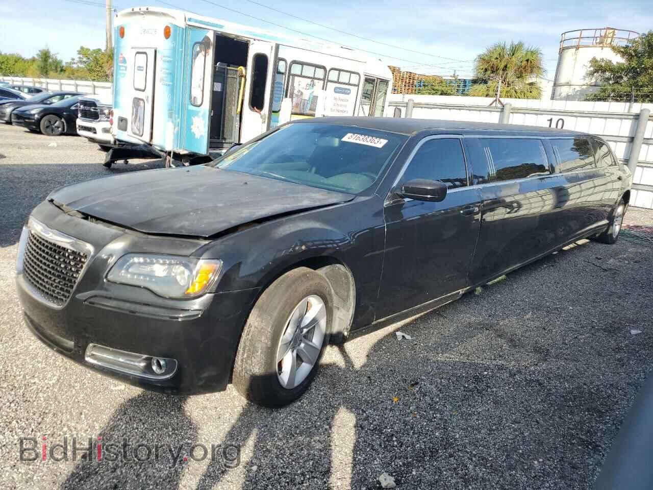 Photo 2C3CA4CGXBH568933 - CHRYSLER 300 2011
