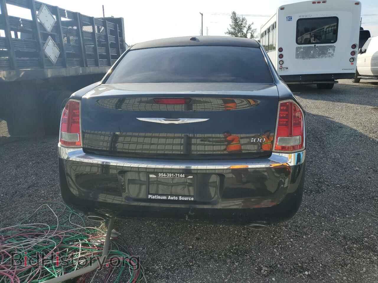 2011 CHRYSLER 300 - VIN: 2C3CA4CGXBH568933 - Фото 6