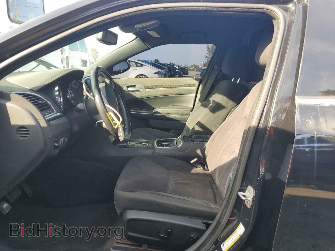 2011 CHRYSLER 300 - VIN: 2C3CA4CGXBH568933 - Фото 7