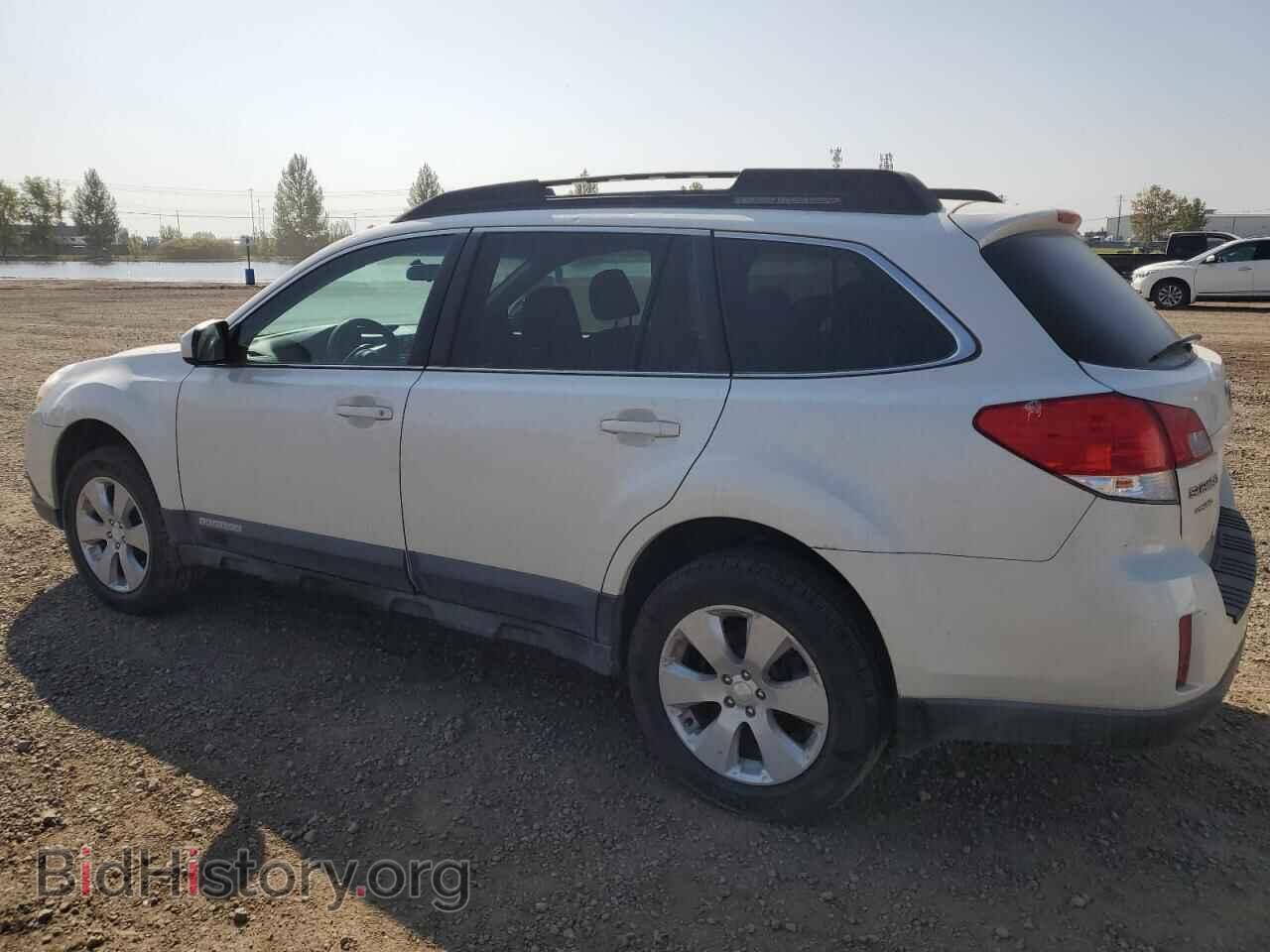 2011 SUBARU OUTBACK - VIN: 4S4BRHBC3B3445477 - Фото 2