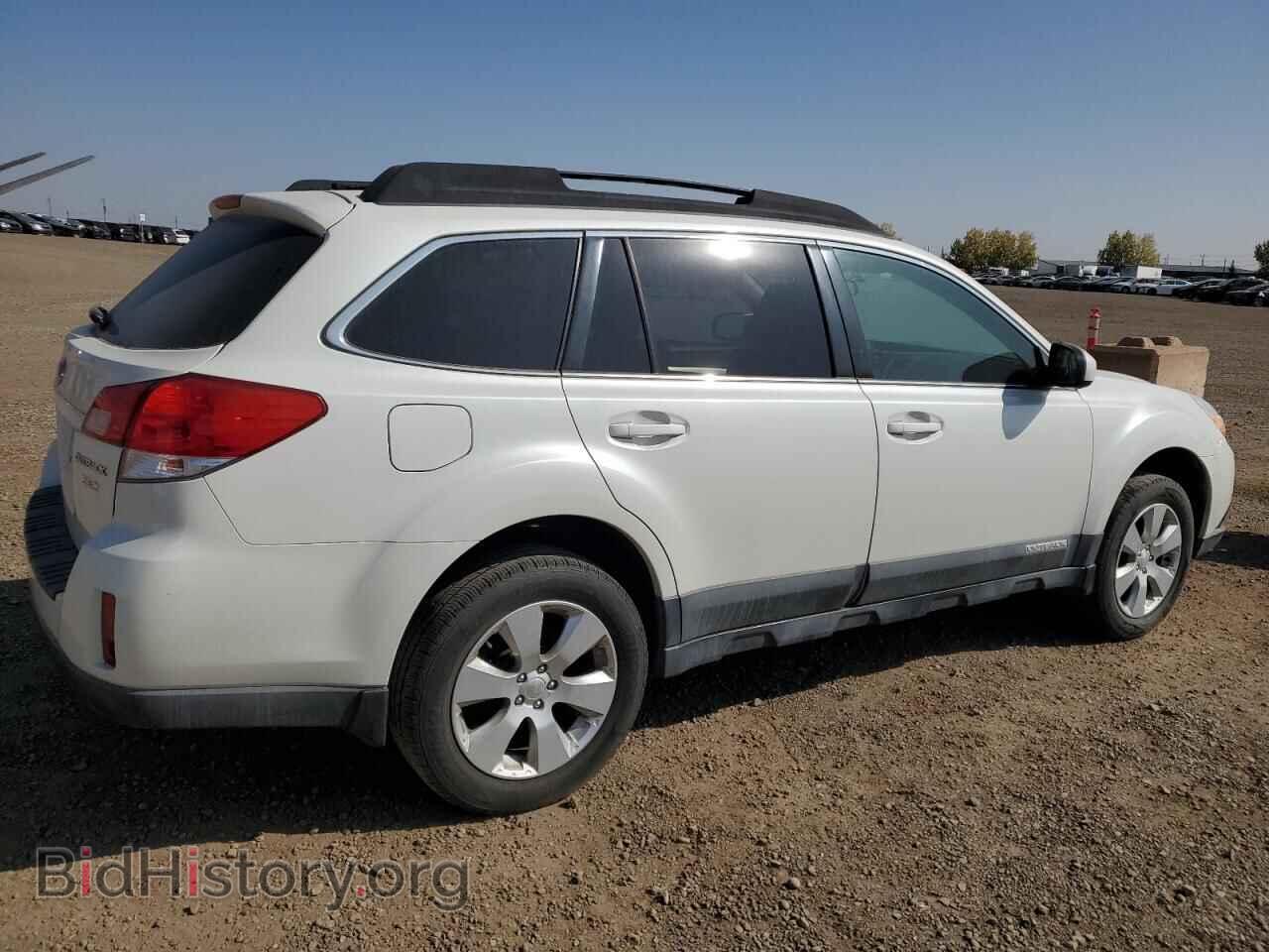 2011 SUBARU OUTBACK - VIN: 4S4BRHBC3B3445477 - Фото 3