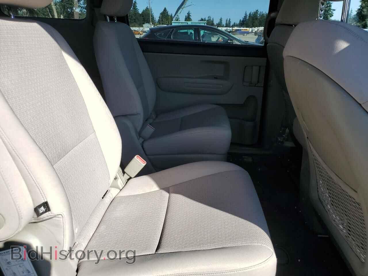 2017 KIA All Models - VIN: KNDMB5C19H6243473 - Photo 11