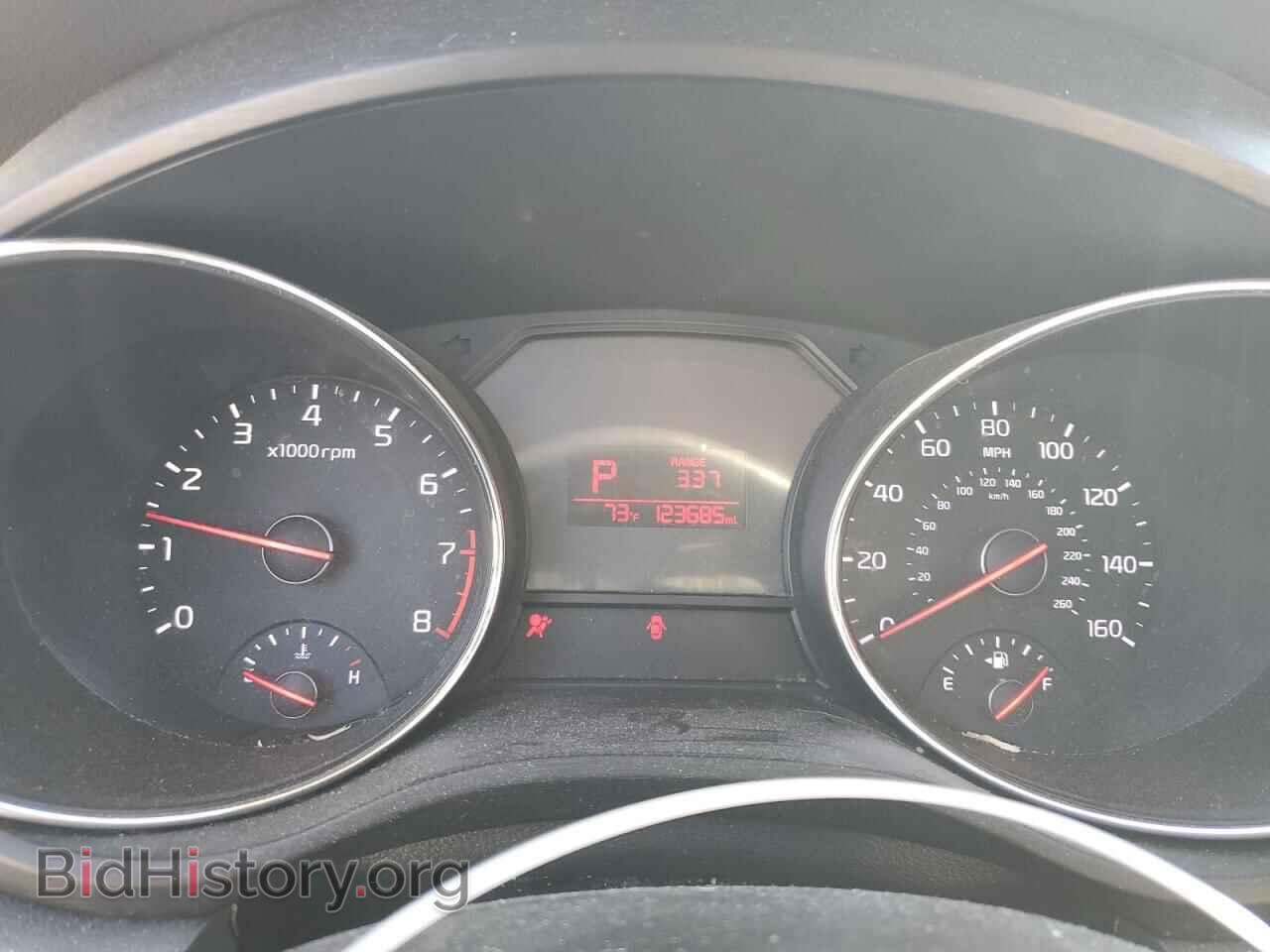 2017 KIA All Models - VIN: KNDMB5C19H6243473 - Photo 9