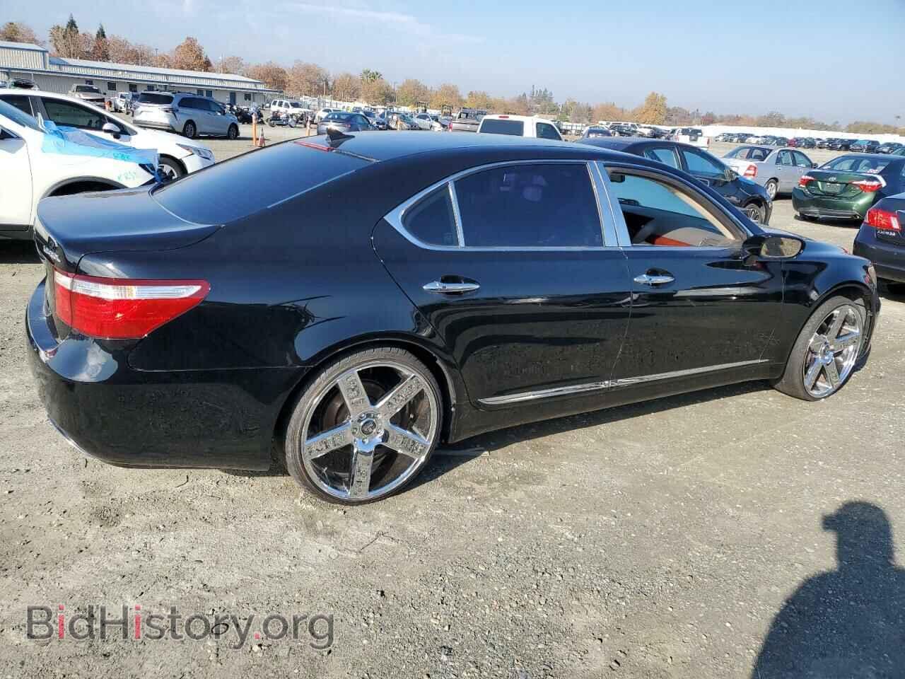 2007 LEXUS LS460 - VIN: JTHGL46F975009929 - Photo 3