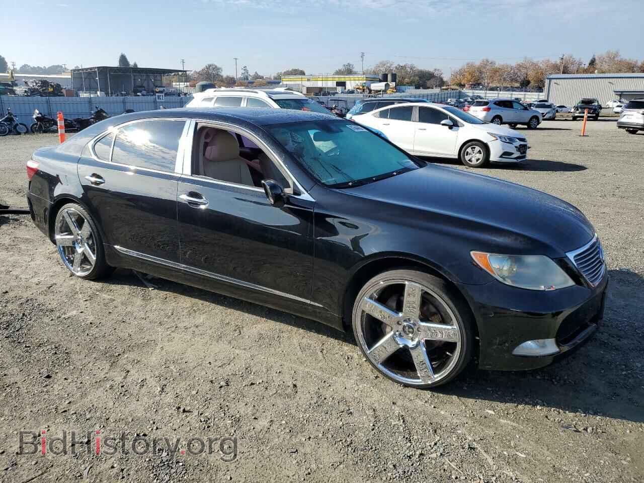 2007 LEXUS LS460 - VIN: JTHGL46F975009929 - Photo 4