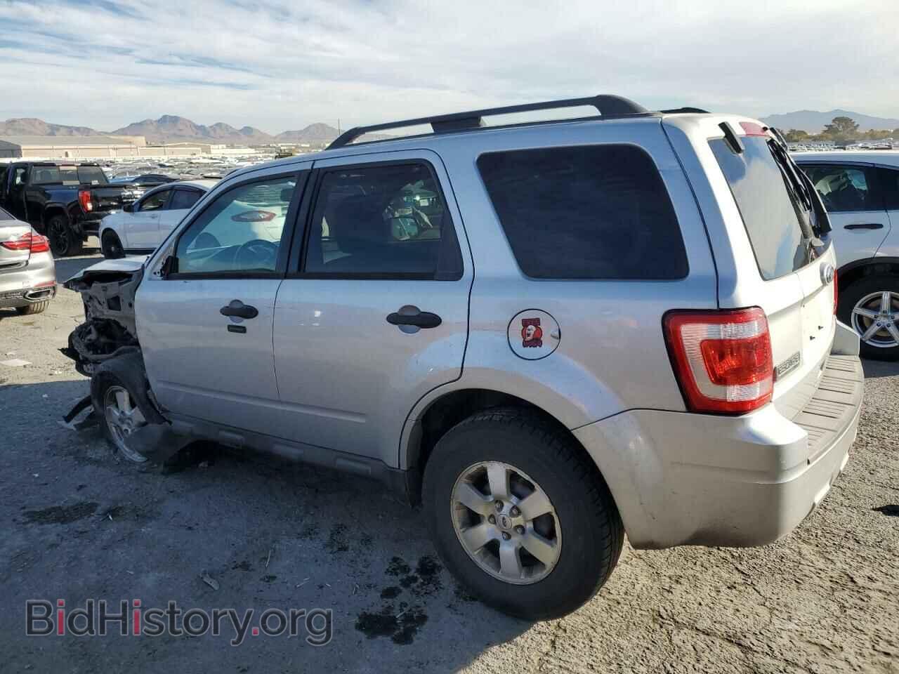 2011 FORD ESCAPE - VIN: 1FMCU9DG6BKA98953 - Фото 2