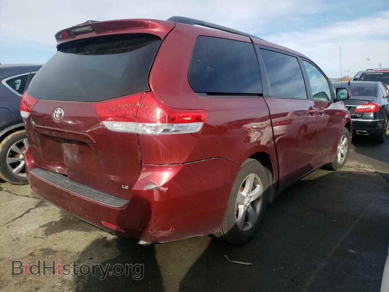 2011 TOYOTA All Models - VIN: 5TDKK3DC2BS037964 - Фото 3
