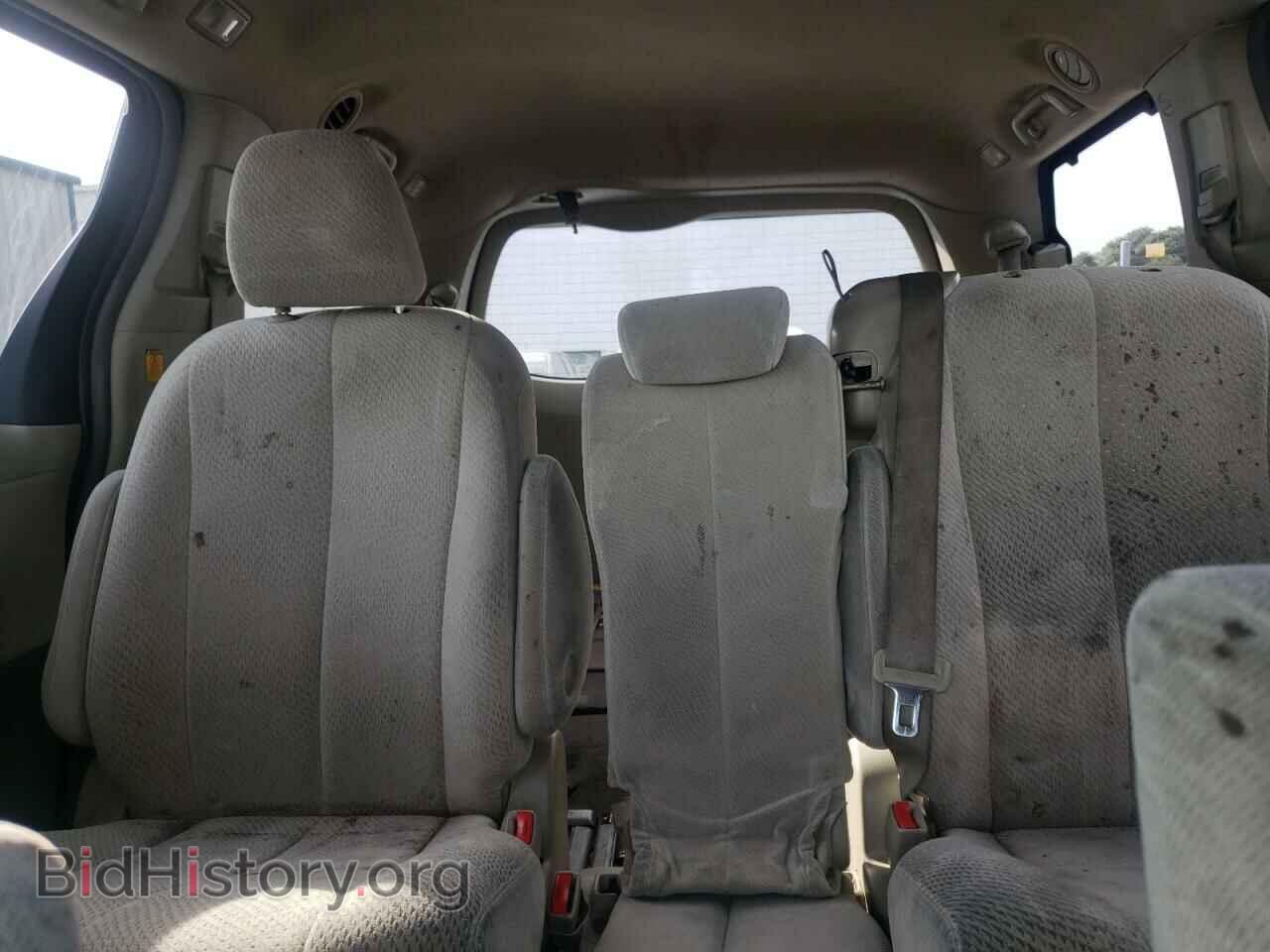 2011 TOYOTA All Models - VIN: 5TDKK3DC2BS037964 - Фото 10