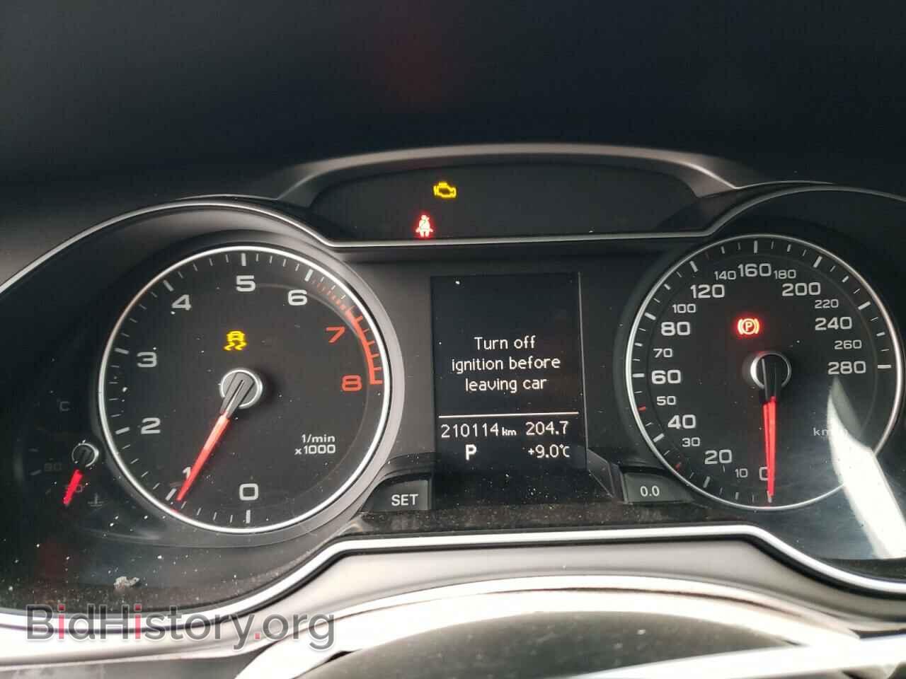 2015 AUDI A4 - VIN: WAUBFCFL4FN003714 - Фото 9
