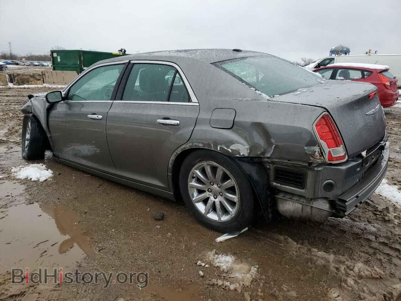 2011 CHRYSLER 300 - VIN: 2C3CA5CG7BH564375 - Фото 2