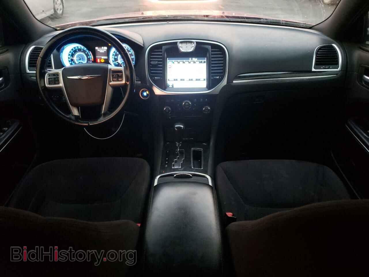 2011 CHRYSLER 300 - VIN: 2C3CA4CG2BH528653 - Фото 8