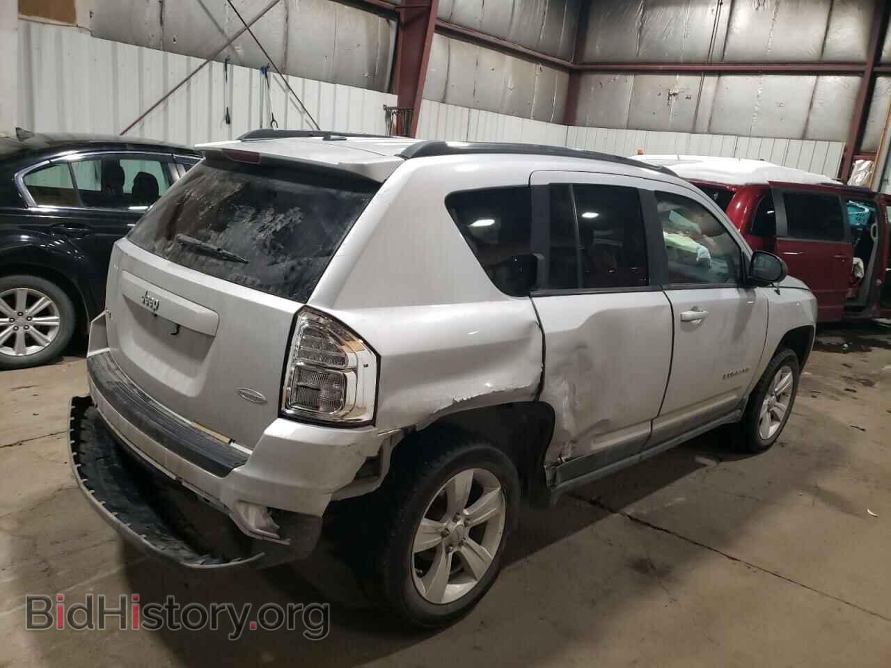 2011 JEEP COMPASS - VIN: 1J4NF1FB0BD258141 - Фото 3